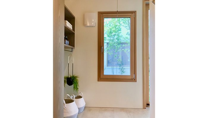 MADOBA<国産材でつくった木製窓> ドレーキップ窓/片開き