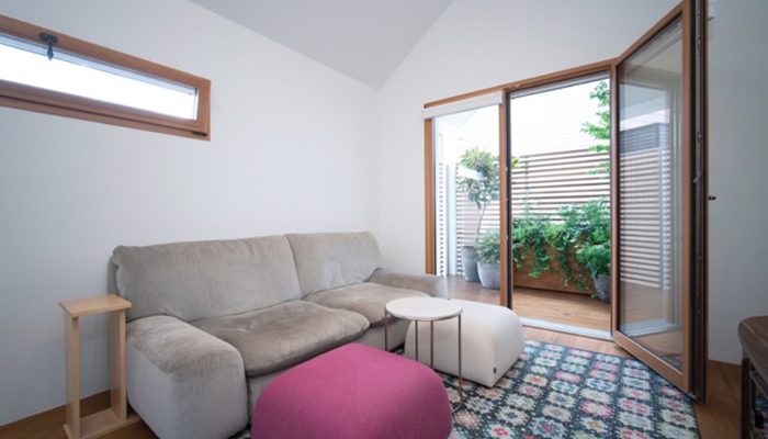 MADOBA<国産材でつくった木製窓> 内倒し窓