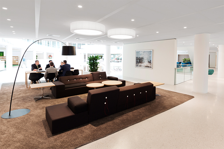 ベーシックな天井用吸音パネル【Ecophon Advantage (エコフォン アドバンテージ)】