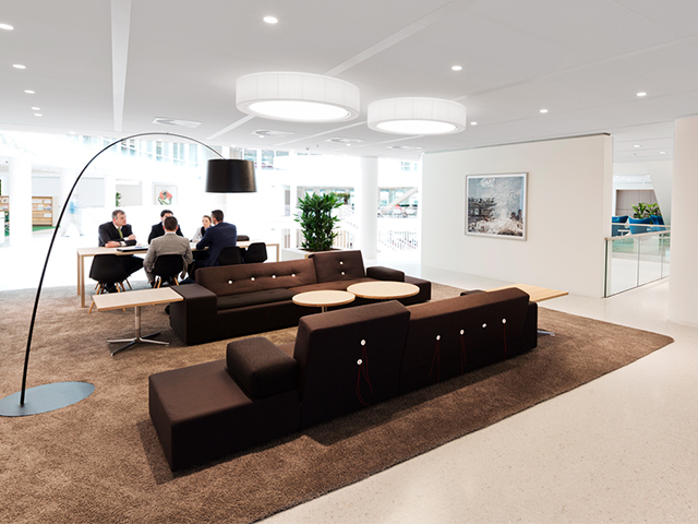 ベーシックな天井用吸音パネル【Ecophon Advantage (エコフォン アドバンテージ)】