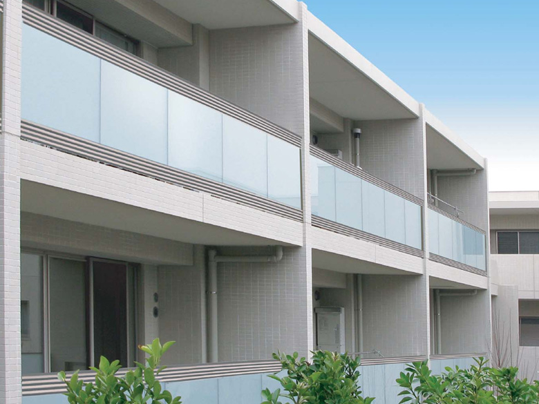 ラウンドリッチ【ラインルーバー】登録第1380001号