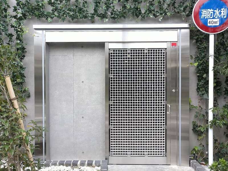 ファイバーグレーチング格子付自動片引框ドア / 株式会社マルサ佐藤製作所