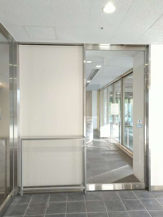 片引自動框ドア / 株式会社マルサ佐藤製作所