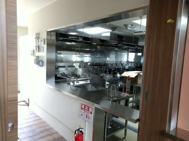 厨房四方枠 / 株式会社マルサ佐藤製作所