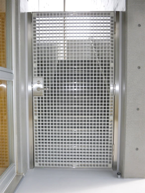 ステンレス建築金物