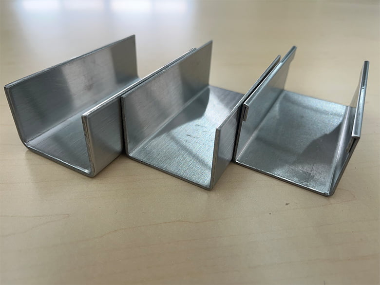 ステンレス建築金物