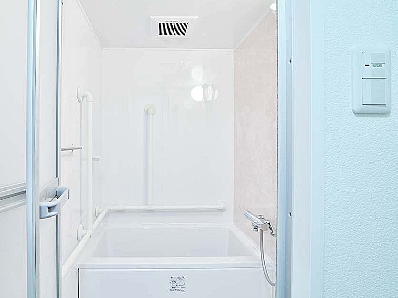 BAUHAUS ソフトアクアレール / マツ六株式会社