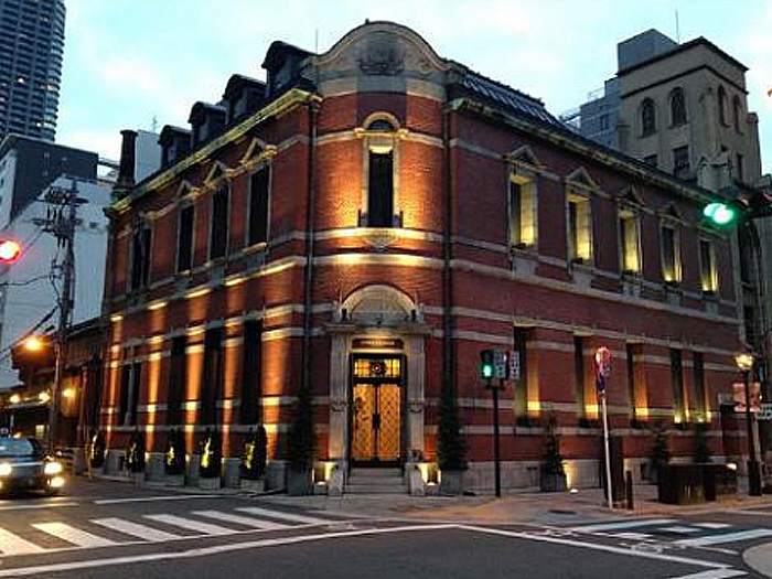 光と映像の演出