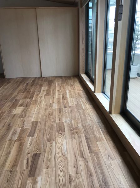 無垢フローリング タモ