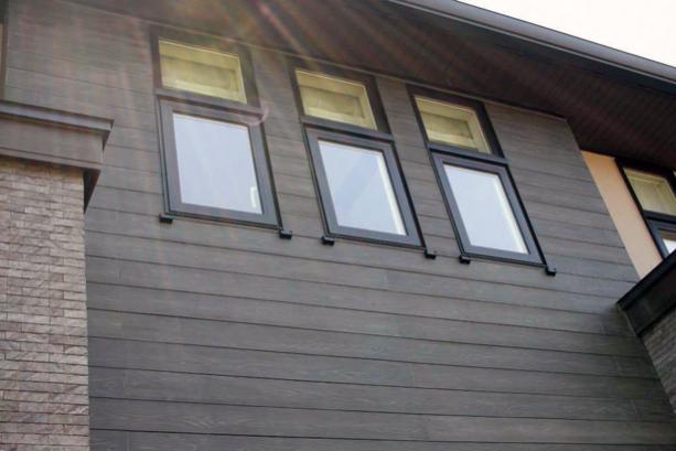 人工木材【ハイブリッド彩木材】