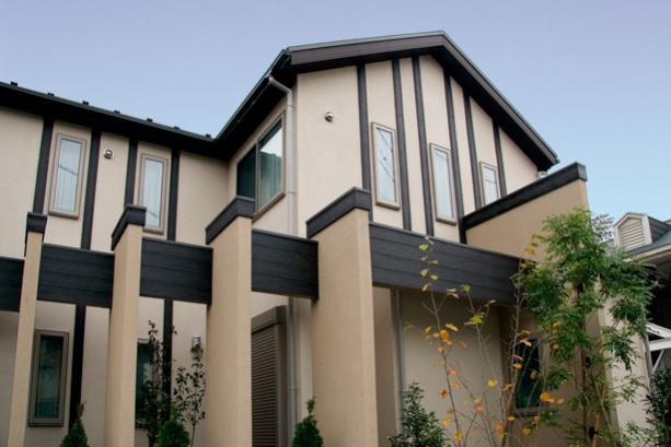 人工木材【ハイブリッド彩木材】