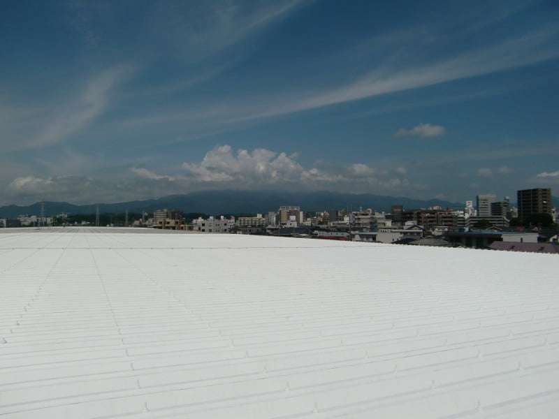 工場・ビル等の暑さ対策 遮熱塗料【ミラクール】