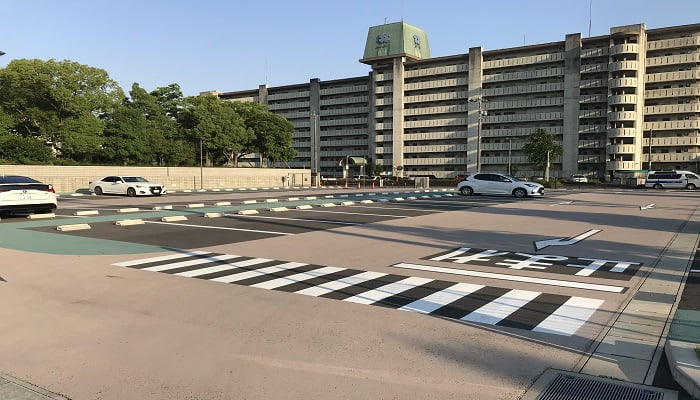 遮熱性舗装用塗料「ミラクールロードW」 / 株式会社ミラクール