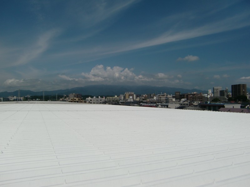 建築用遮熱塗料「ミラクール」