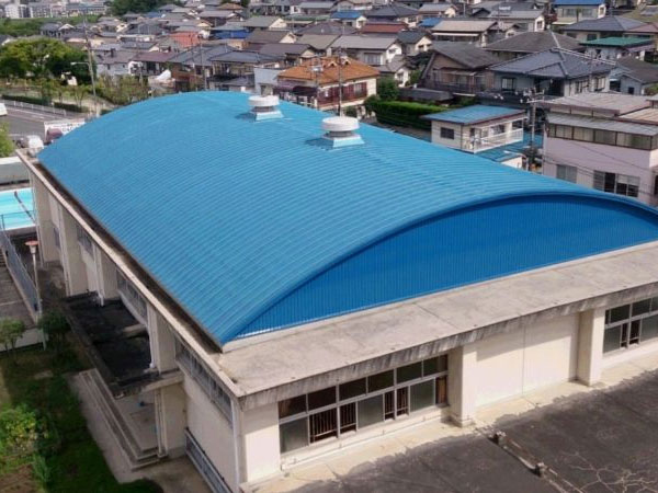 リブルーフ防水工法【金属屋根(瓦棒葺き)改修工法】|三ツ星ベルト株式会社 建設資材本部