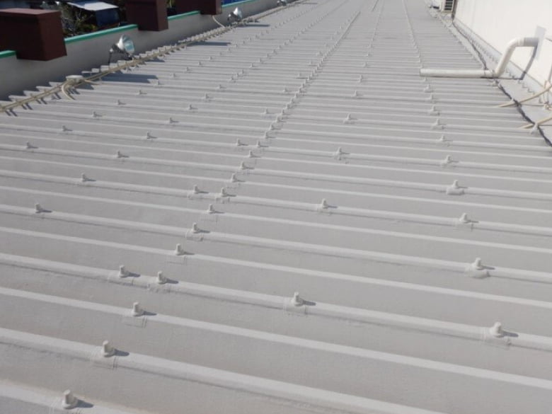 ネオ・コートAG【金属屋根防水改修用アクリルゴム系塗膜防水工法】