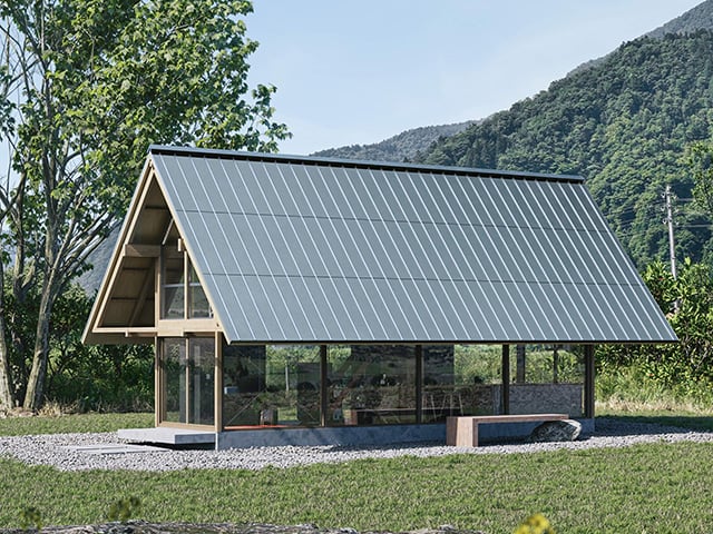 屋根一体型太陽光パネルRoof–1 (silver)