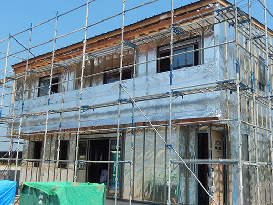 反射防水シート(構造材に外張り)