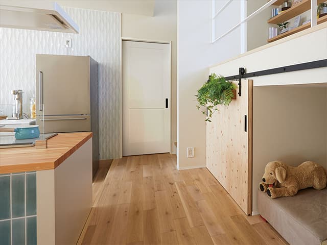 ホワイト塗装木質ドア「white door」/株式会社ナガイ