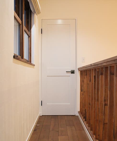 ホワイト塗装木質ドア「white door」/株式会社ナガイ
