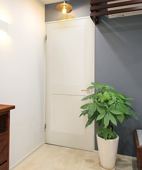 ホワイト塗装木質ドア「white door」/株式会社ナガイ