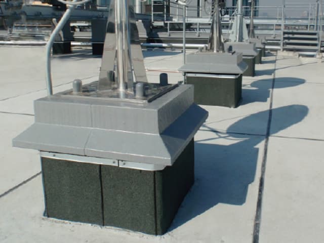 押出成型セメント打込型枠材「エレック」