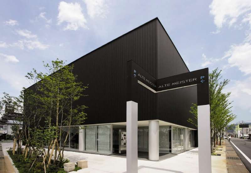 カラー鋼板スパンドレル