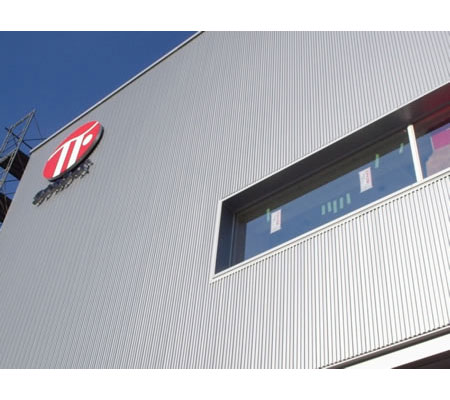 カラーアルミスパンドレル