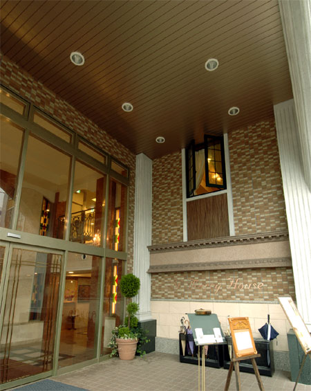 カラーアルミスパンドレル