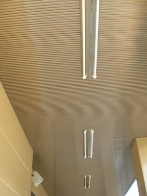 カラーアルミスパンドレル