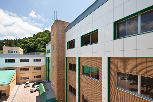 結晶化ガラス壁装材 ネオパリエ®