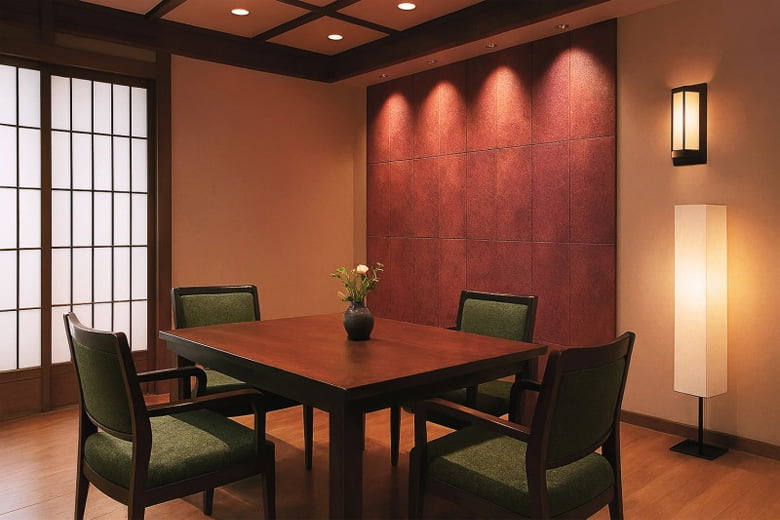 「錆Metallic」サビxメタリックで演出する内装用化粧パネル