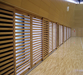 木アルミ複合防球格子建具 ボールガード