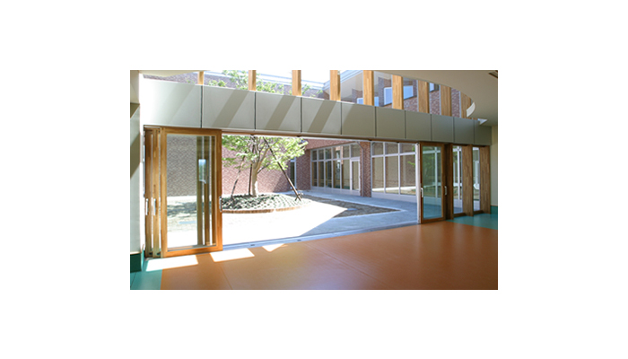 アルタスウッド スクリーン