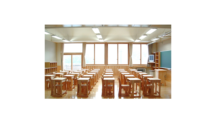 アルタスウッド スクリーン