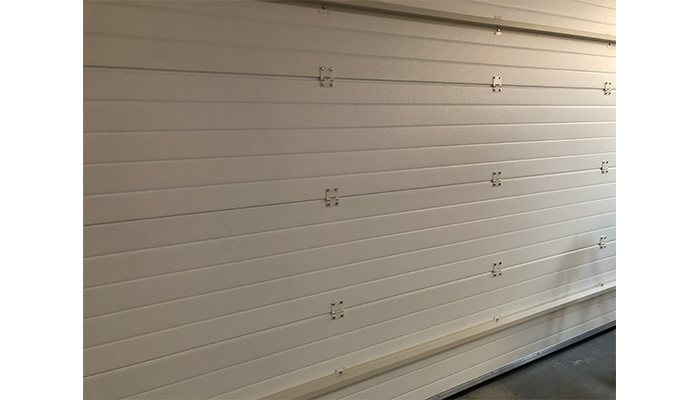 電動スチール製ガレージドア「Eシリーズ」RVタイプ