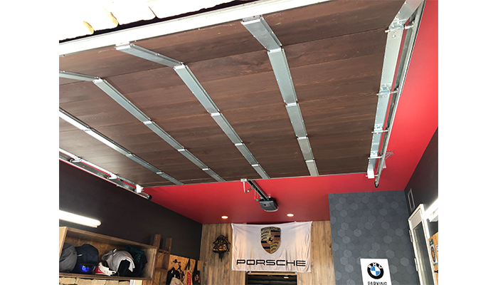 電動木製ガレージドア「ウッデイ」防火設備EB(遮炎性能)・EC(準遮炎性能)タイプ