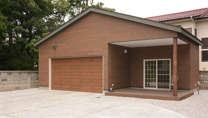 電動木製ガレージドア「ウッデイ」 レイズドタイプ