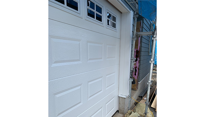 電動スチール製ガレージドア「Eシリーズ」RCタイプ