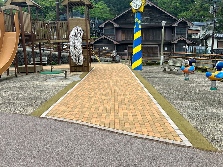 木煉/日本道路株式会社