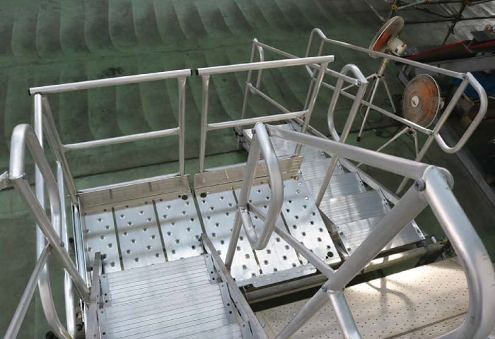 アルミ製可変式中間ステージ【踊り場ユニット】