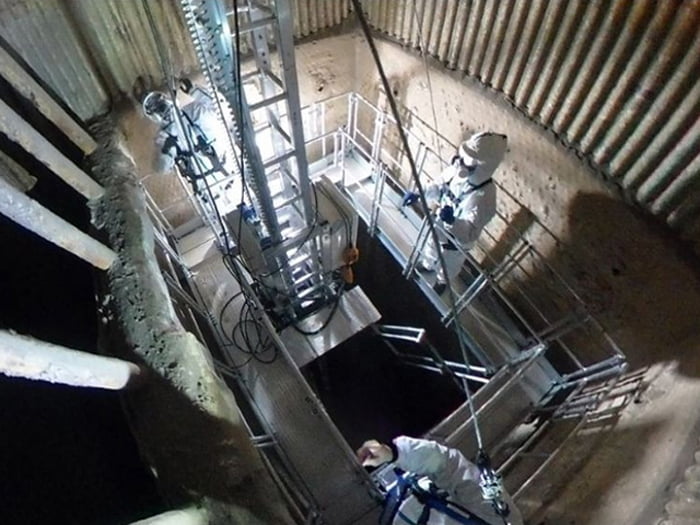 プラントメンテナンス用伸縮足場【アンブレラ・デッキ】