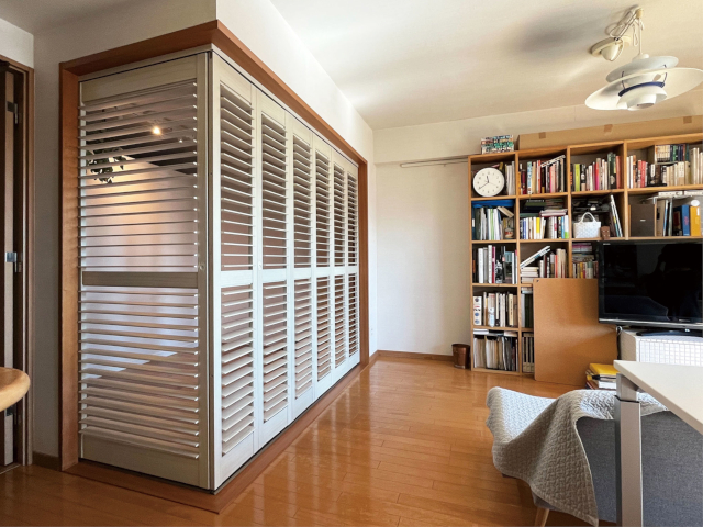 ウッドシャッター 折れ戸仕様