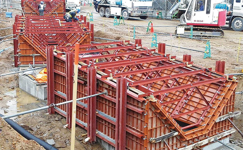メタルフォーム