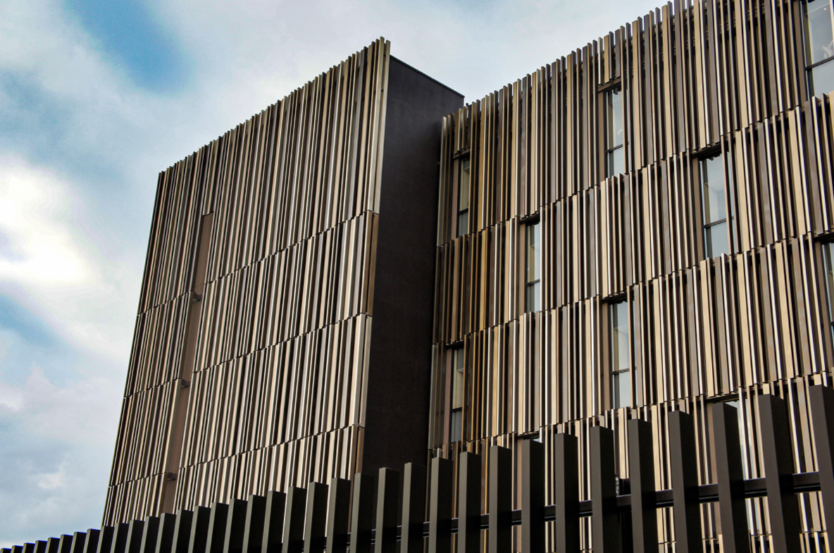 アルミストーン