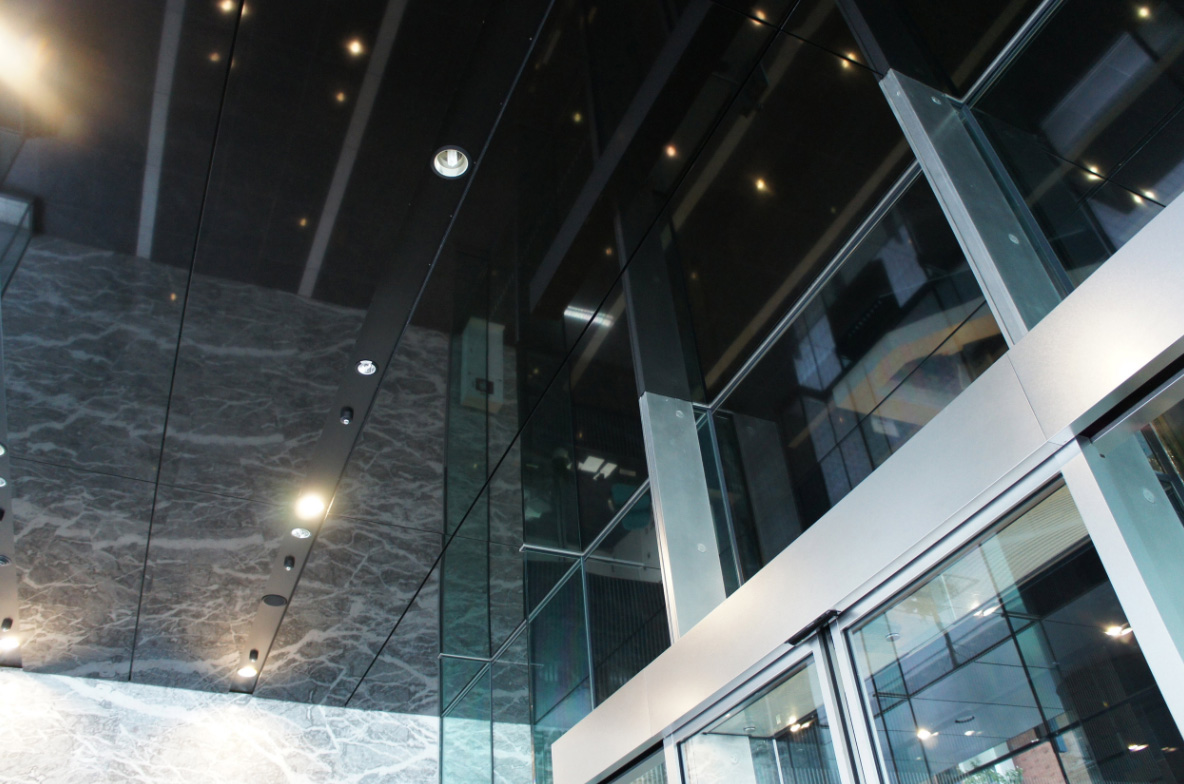 アルミストーン