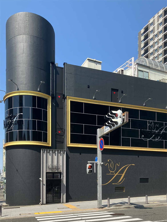 アルミストーン曲線(商業施設・店舗事例)