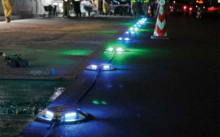 【NETIS登録番号:KT-230040-A】【路面点滅誘導灯】ミチテラ®