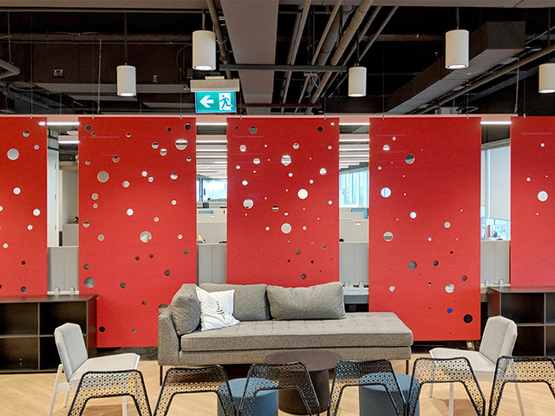 吸音パネル(彫刻されたのれん)