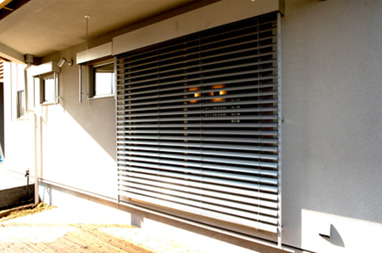 外付けブラインド passiv blind(パッシブブラインド)